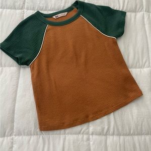 NWOT juniors SO thermal short sleeve tee. Size medium